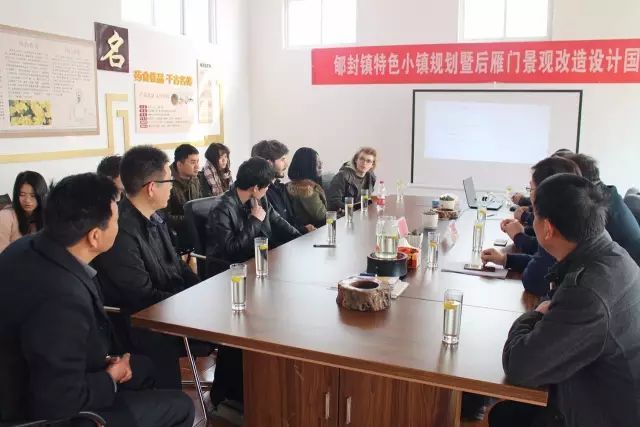 一批批參觀團為何頻頻到云臺冰菊基地參觀？